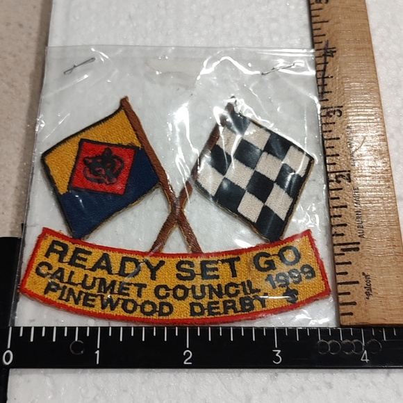 Vintage Pinewood Derby iron on patch a must-have for any Boy Scout embroidered - Picture 7 of 7